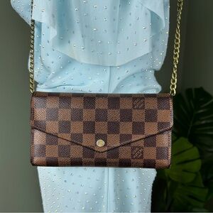 Authentic Louis Vuitton with Free Chain
